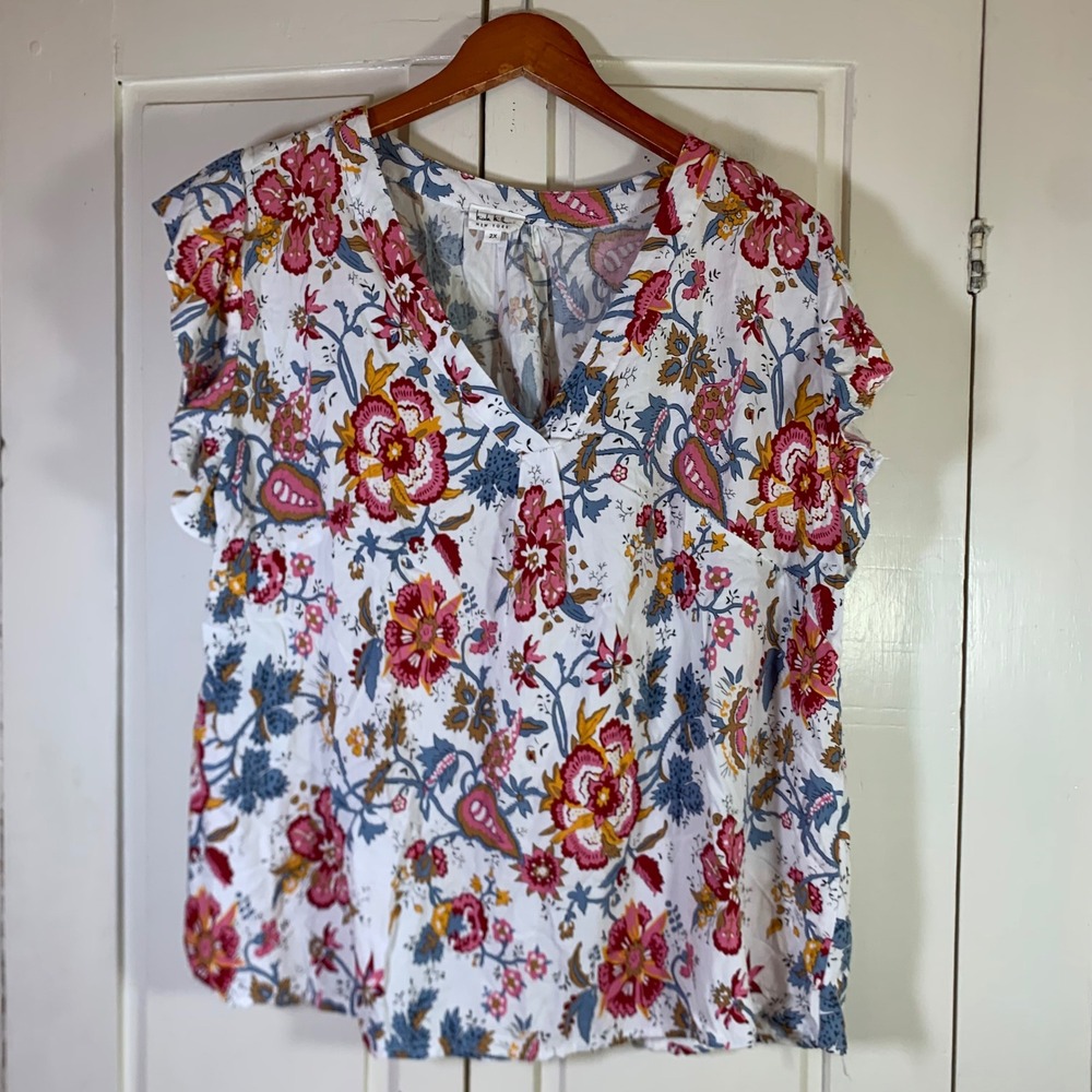 Nicole Miller New York Women 2X Floral Paisley V-Neck Cap Sleeve Rayon Blouse